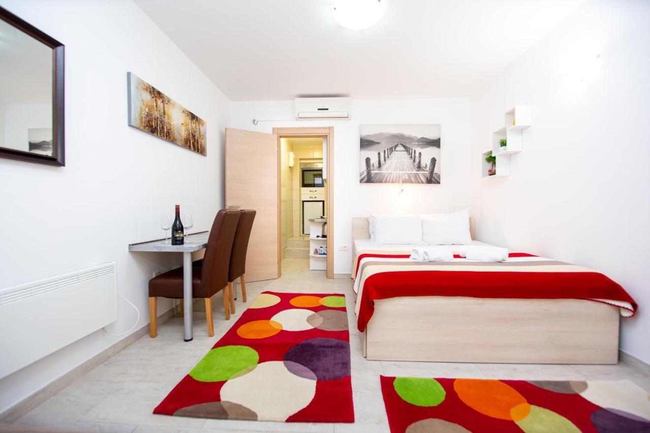 Mejic Apartments Kotor Zimmer foto